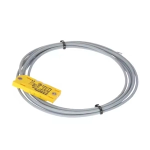 Cảm biến tiệm cận điện dung Turcks BC10-QF5.5-AP6X2 hình chữ nhật 10mm DC PNP-NO, cáp 3 dây có vỏ bọc, giá tốt