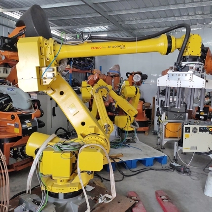 Robot xử lý 6 trục FANUC R2000iC/125L Thiết bị tự động hiệu suất cao